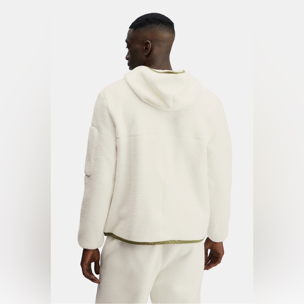Fabletics The 1/4 Zip Explorer Pullover - Picture 3 of 10